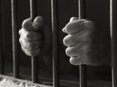 На Київщині правоохоронцям, на очах яких хлопець скоїв самогубство, загрожує до п’яти років обмеження волі 