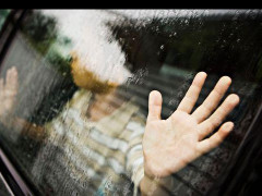 У Гатному невідомі побили і викрали 12-річного хлопчика