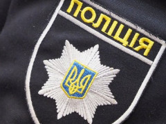  Зґвалтована та мертва: у полі під Києвом знайшли гардеробницю з ВР 