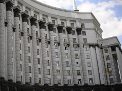Кабмін встановив граничну кількість чиновників Київської ОДА та РДА (ФОТО)