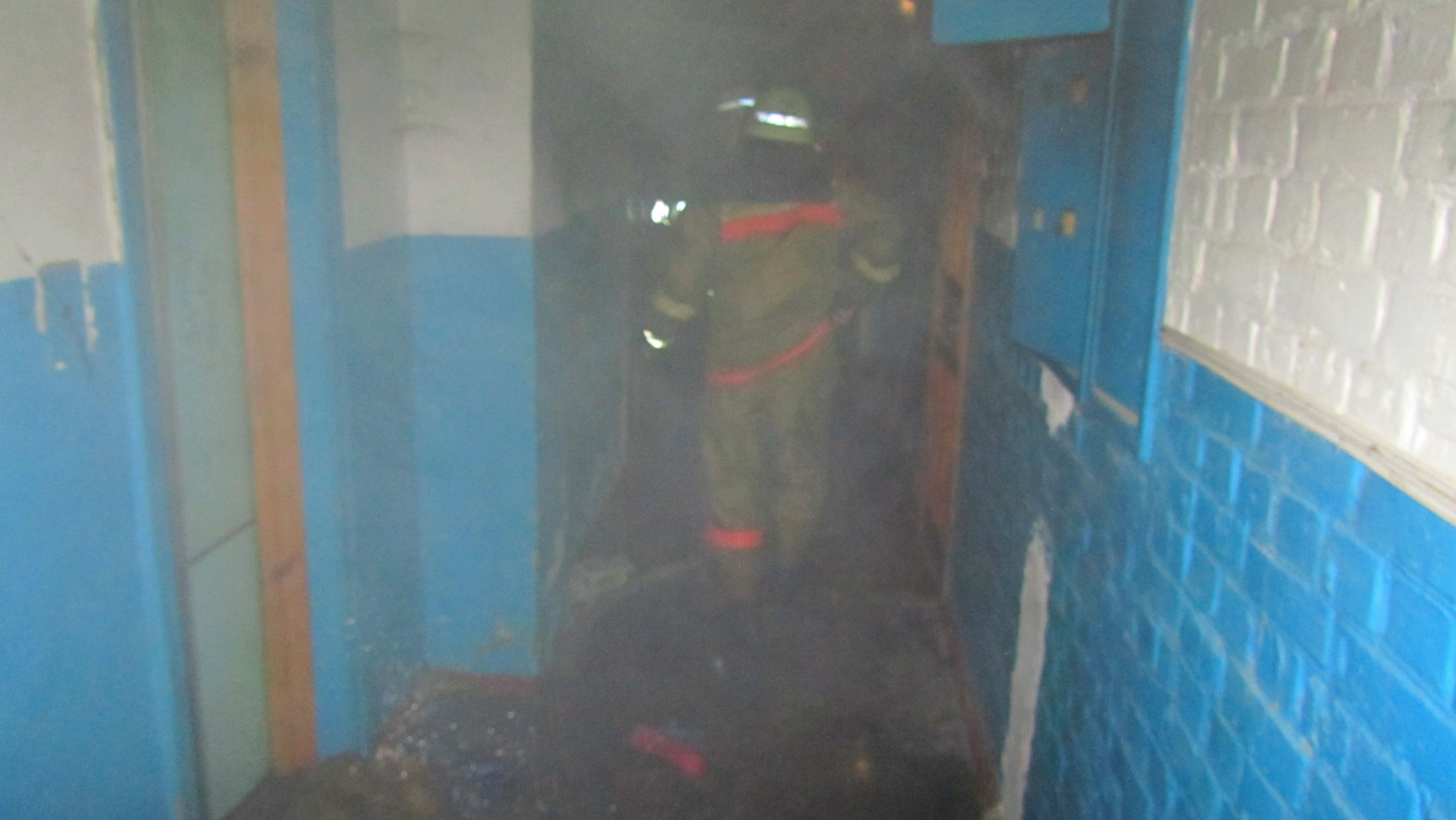 У Бородянці пожежники врятували дев’ятиповерхівку