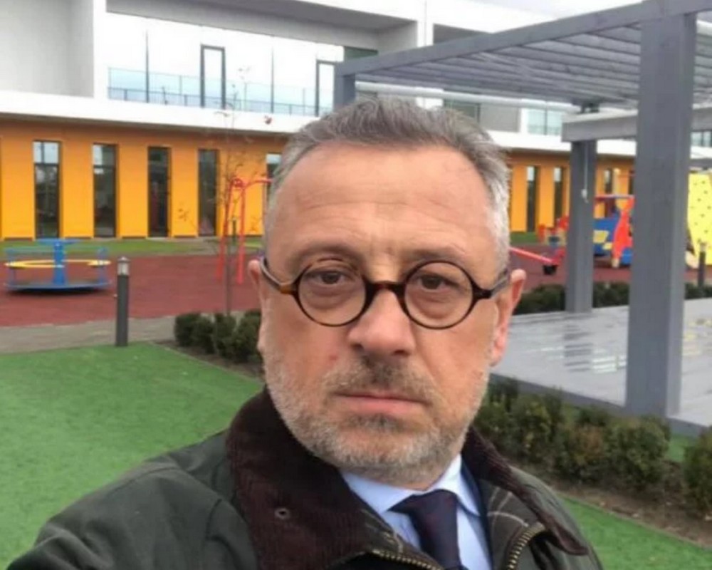Під Києвом пограбували автомобіль нардепа Курінного