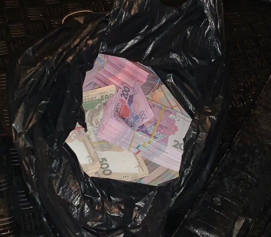 На Київщині судитимуть чиновника Секретаріату Кабміну за хабар у 2,5 млн гривень