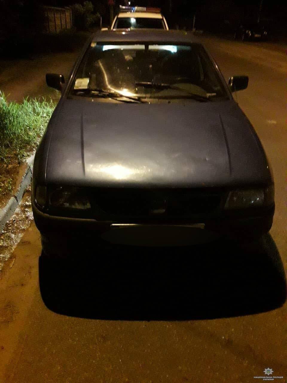 На Київщині поліцейські виявили іномарки з фальшивими номерами