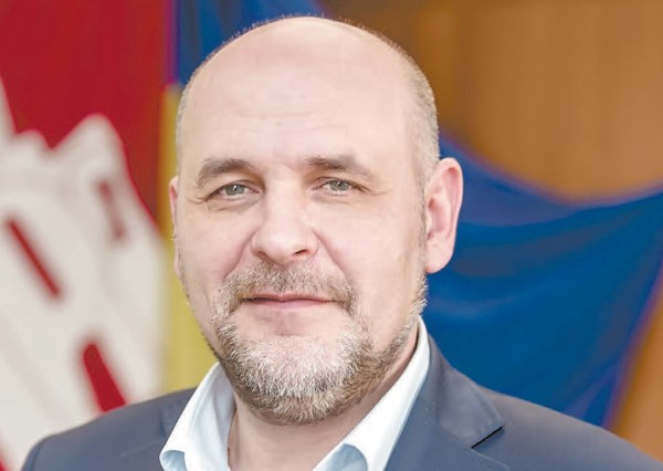 Дикий-мер Білої Церкви викликає пенсіонерів у поліцію через мітинг (ВІДЕО)