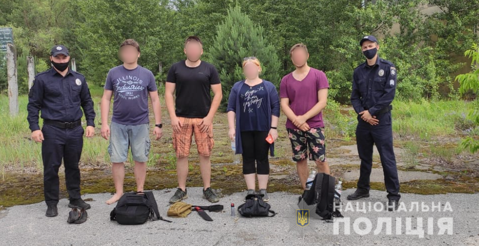 За вихідні у зоні ЧАЕС правоохоронці спіймали шістьох нелегальних туристів