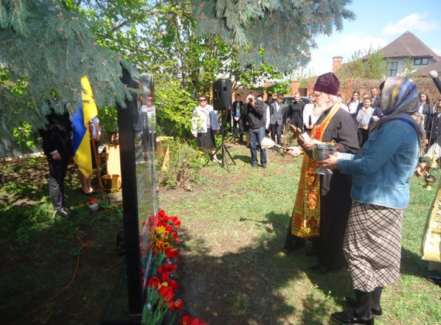 У Броварському районі встановили пам’ятник ліквідаторам аварії на ЧАЕС (ФОТО)