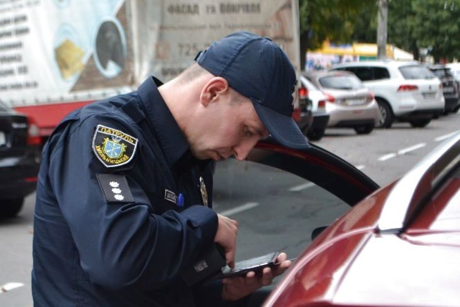 Патрульні рятівники: поліціянти Київщини завжди готові прийти на допомогу (ФОТО)