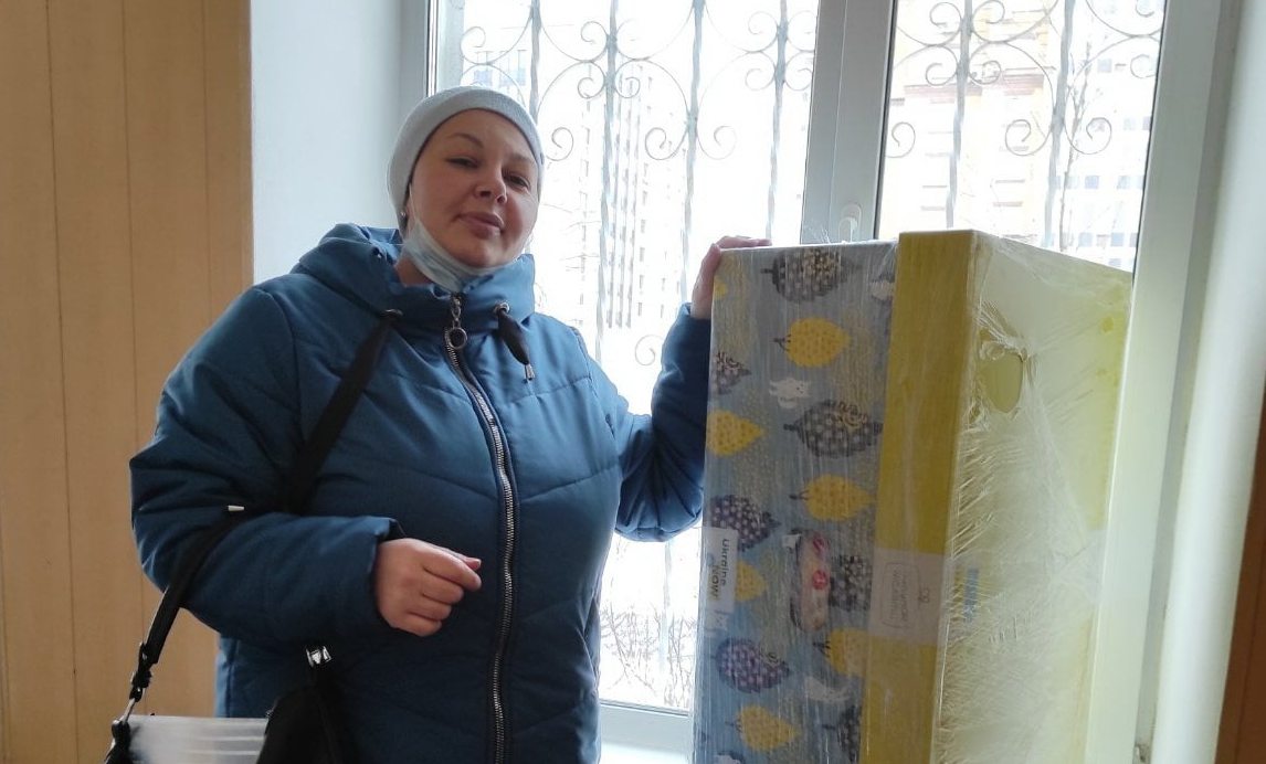 В Ірпені батьки новонароджених дітей отримали "бейбі-бокси" (ФОТО)