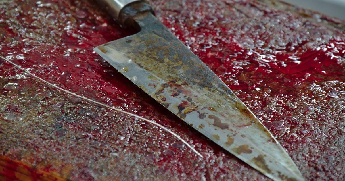 На Обухівщині чоловік під час п’яної сварки ледь не зарізав приятеля