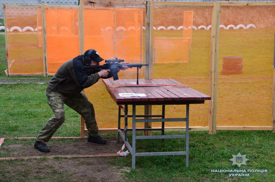 На Київщині визначили найкращих стрільців з карабіну серед поліцейських (ФОТО, ВІДЕО)