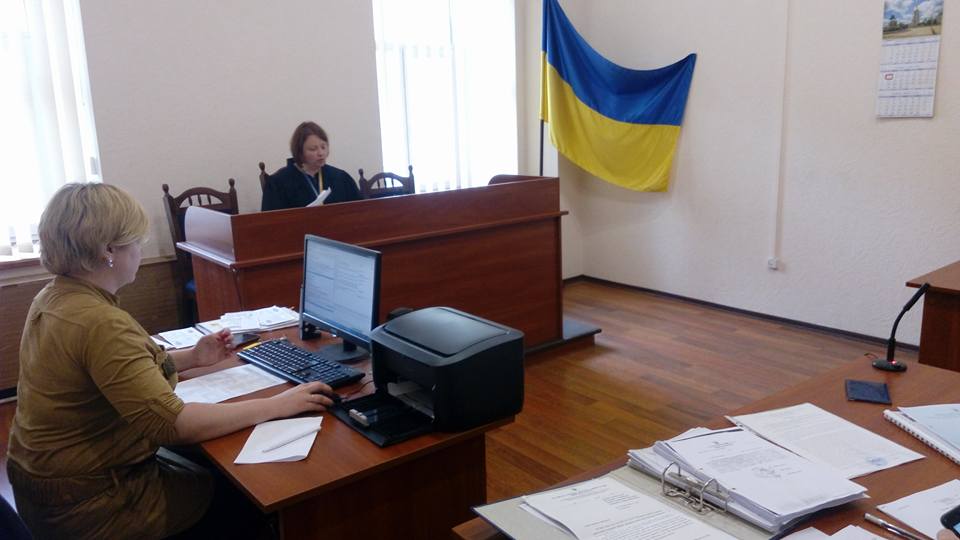 КОДА з прокуратурою ігнорують судові засідання стосовно вкраденої землі на Обухівщині (ФОТО)