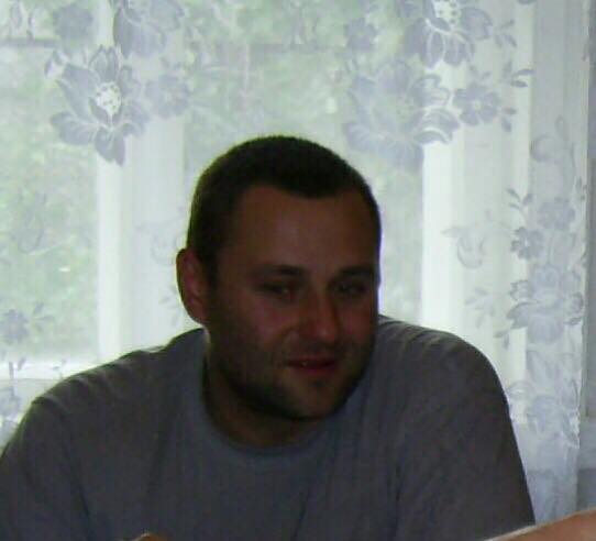 Допоможіть знайти: родина з Київщини розшукує батька