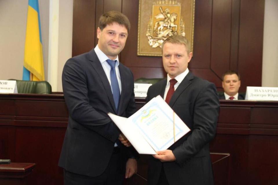 Людина Фірташа на Київщині отримала подяку від Прем'єр-міністра Гройсмана (ФОТО)