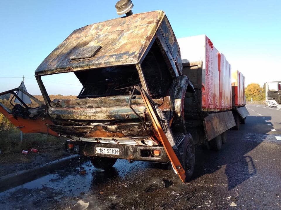 В Обухові спалахнула вантажівка (ФОТО)