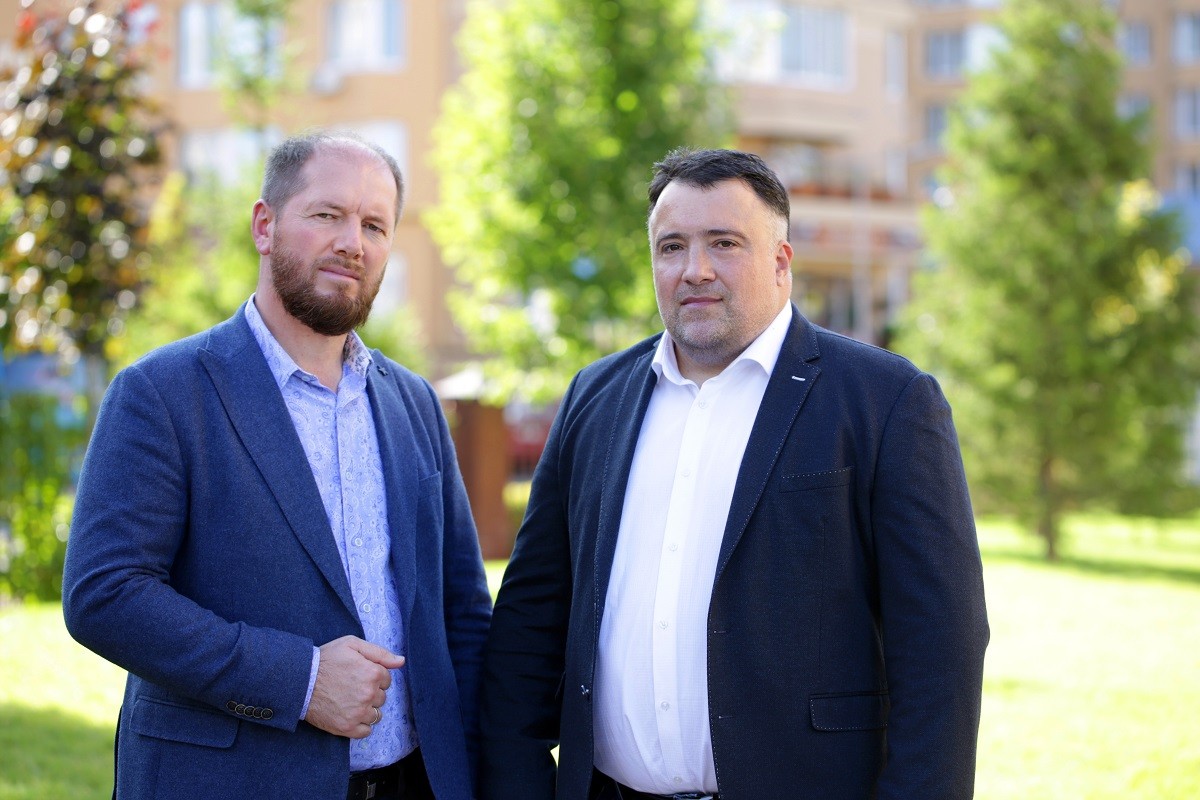 Відомий будівельник розповів про сім'ю кандидата в голови Борщагівської ОТГ, якого він підтримує (ФОТО)