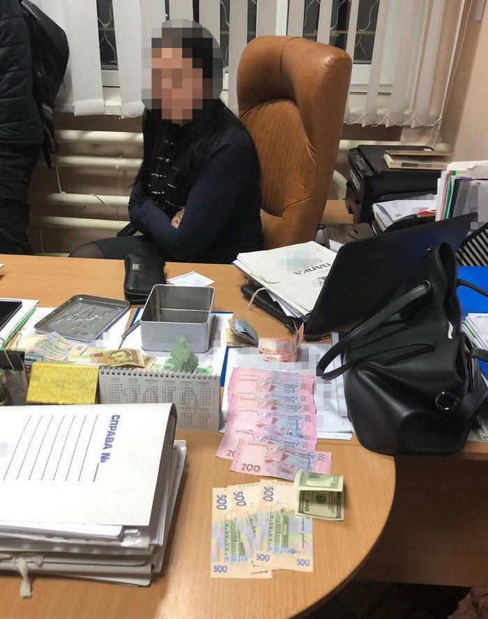 На Київщині СБУ викрила чиновників прокуратури на систематичному за хабарництві (ФОТО)