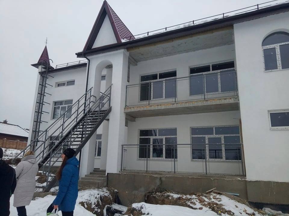 У селі Віта-Поштова скоро запрацює новий дитячий садочок (ФОТО)