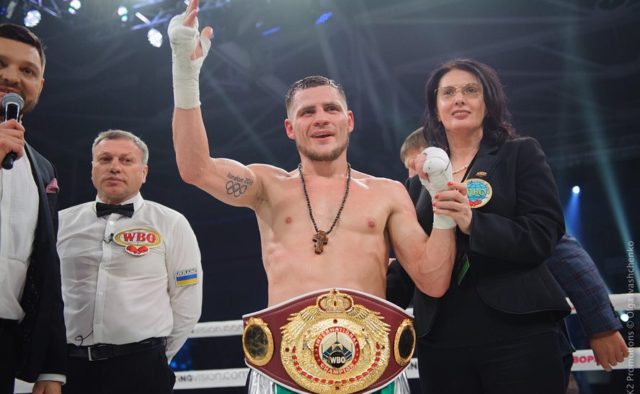 У Броварах Денис Берінчик нокаутував суперника у бою за титул WBO
