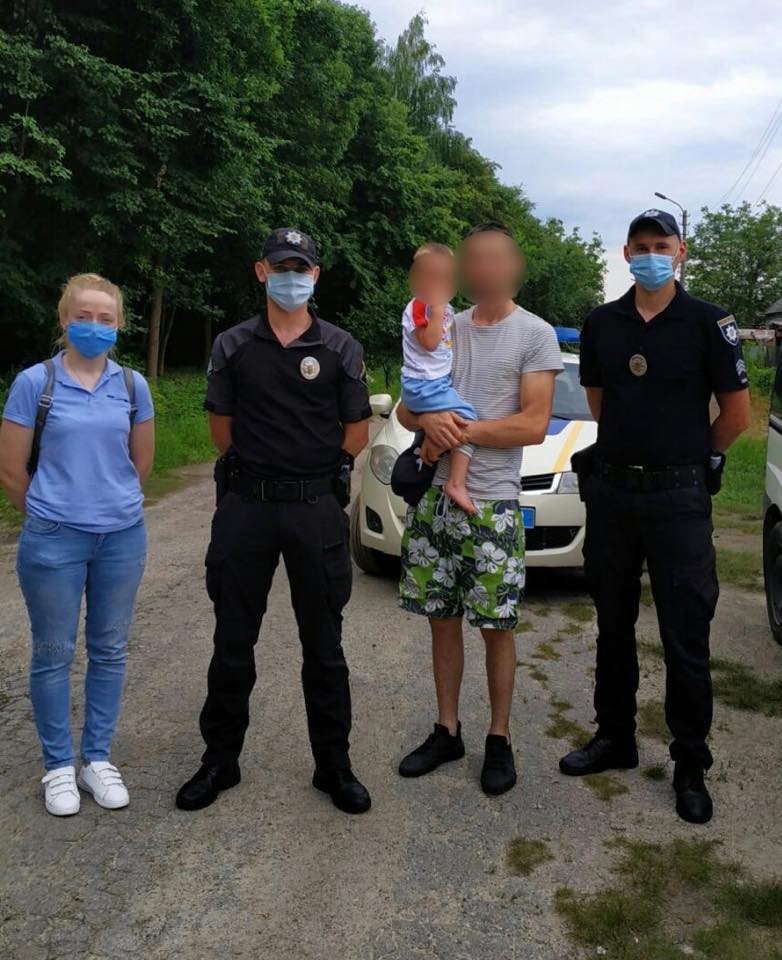 У Броварах дворічна дитина пішла з дому в пошуках пологового будинку