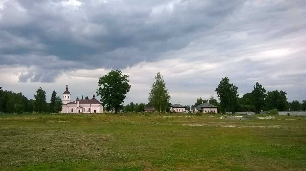 Поліція відкрила провадження проти УПЦ через незаконне розміщення жіночого монастиря в Чорнобильській зоні
