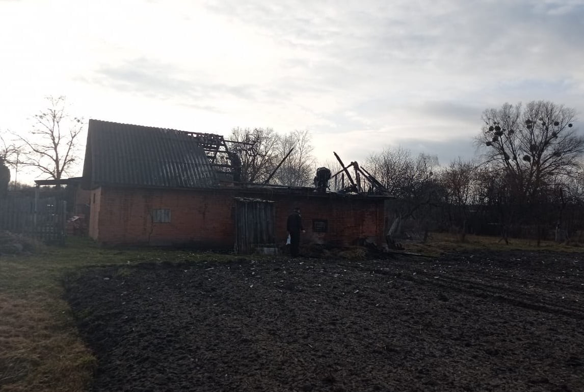 На Вишгородщині чоловік заради помсти підпалив сарай сусідки