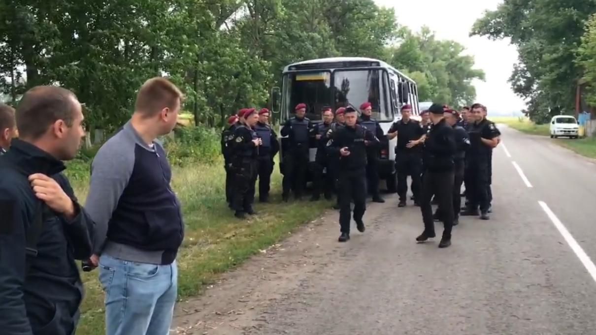 У Білій Церкві поліція перешкоджає роботі адвоката (ВІДЕО)