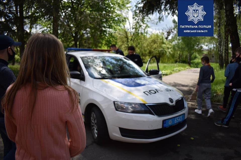Учням Ржищівської ОТГ розповіли про правила поведінки під час ДТП (ФОТО)