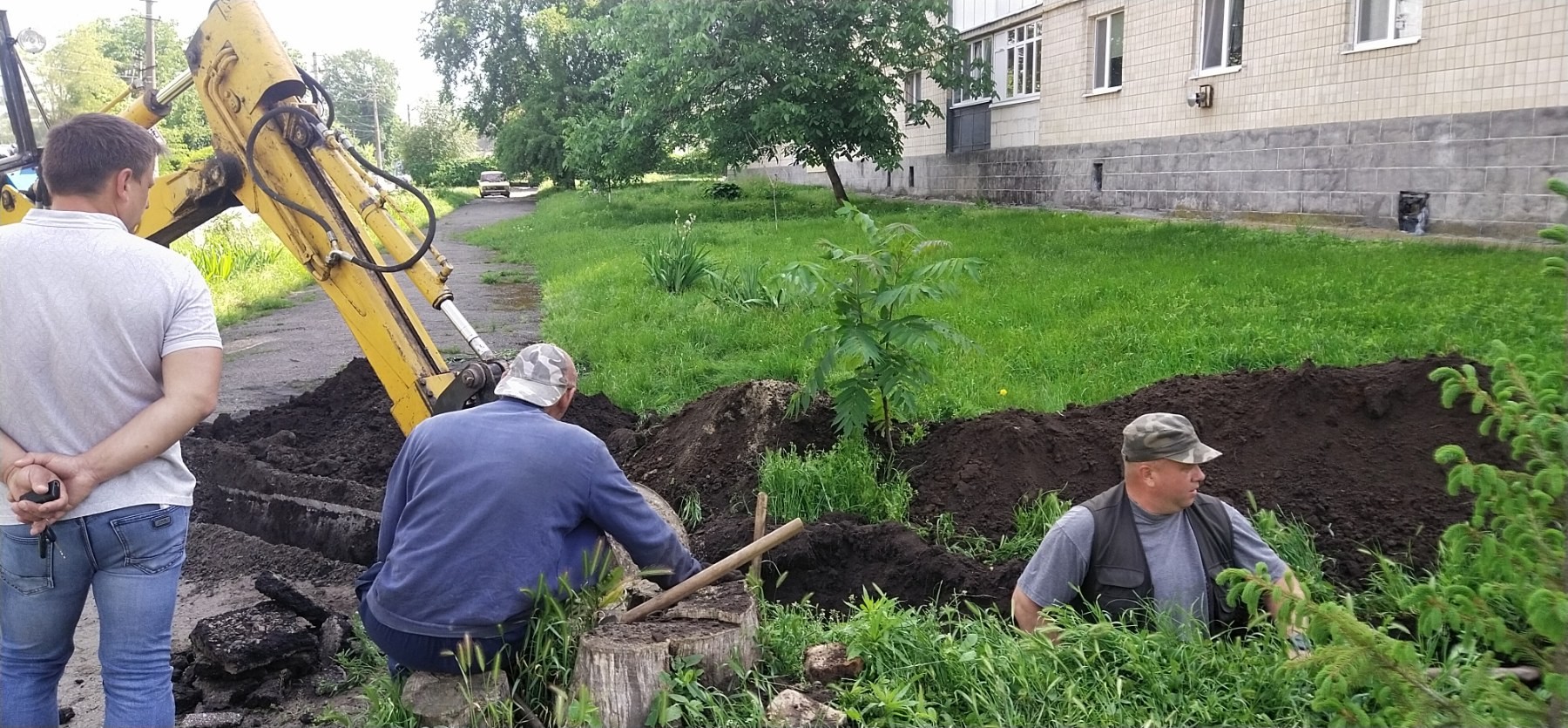 У Рокитному почали будувати безкоштовні водорозбірні пункти