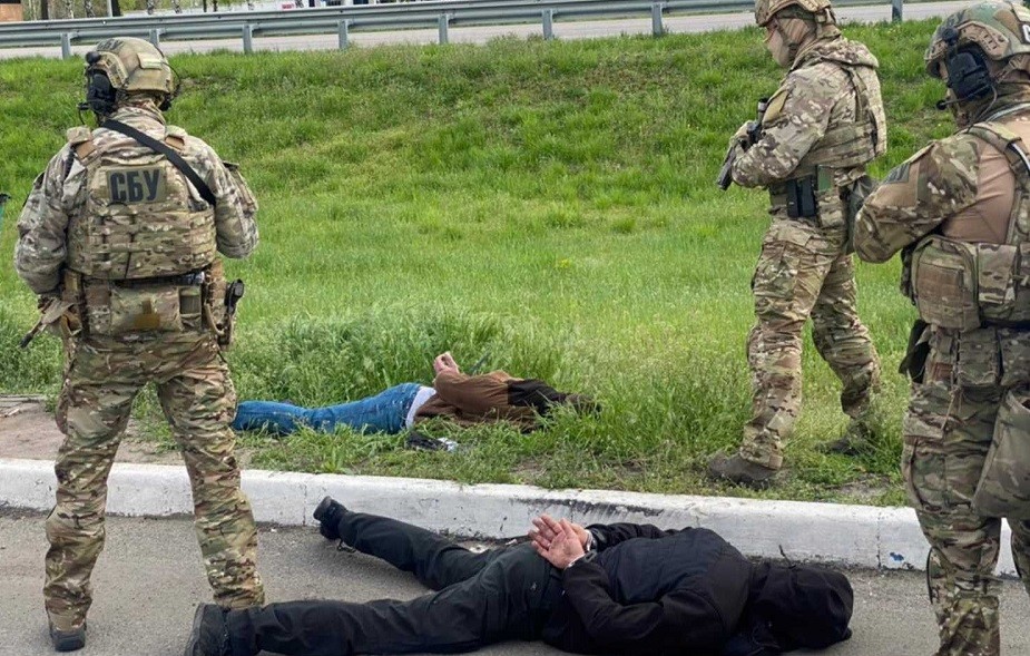 На Київщині злочинці викрадали та жорстоко катували людей за неіснуючі борги (ФОТО)