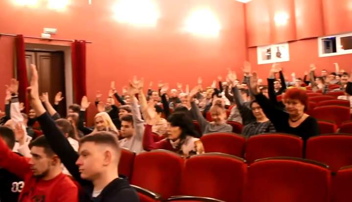 У Білій Церкві працівнки театру відстоюють право на обрання керівника (ФОТО)