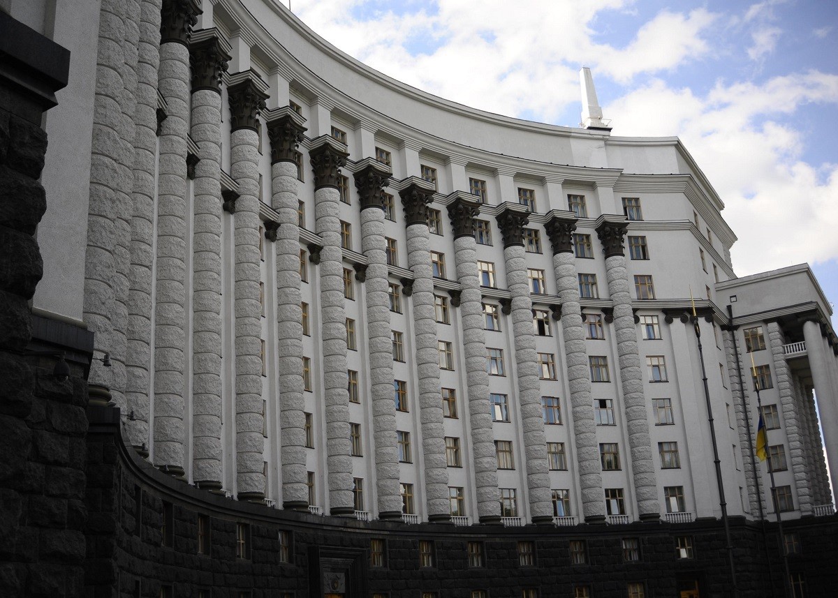 Кабмін звільнив главу держагентства з управління зоною відчуження Костюка