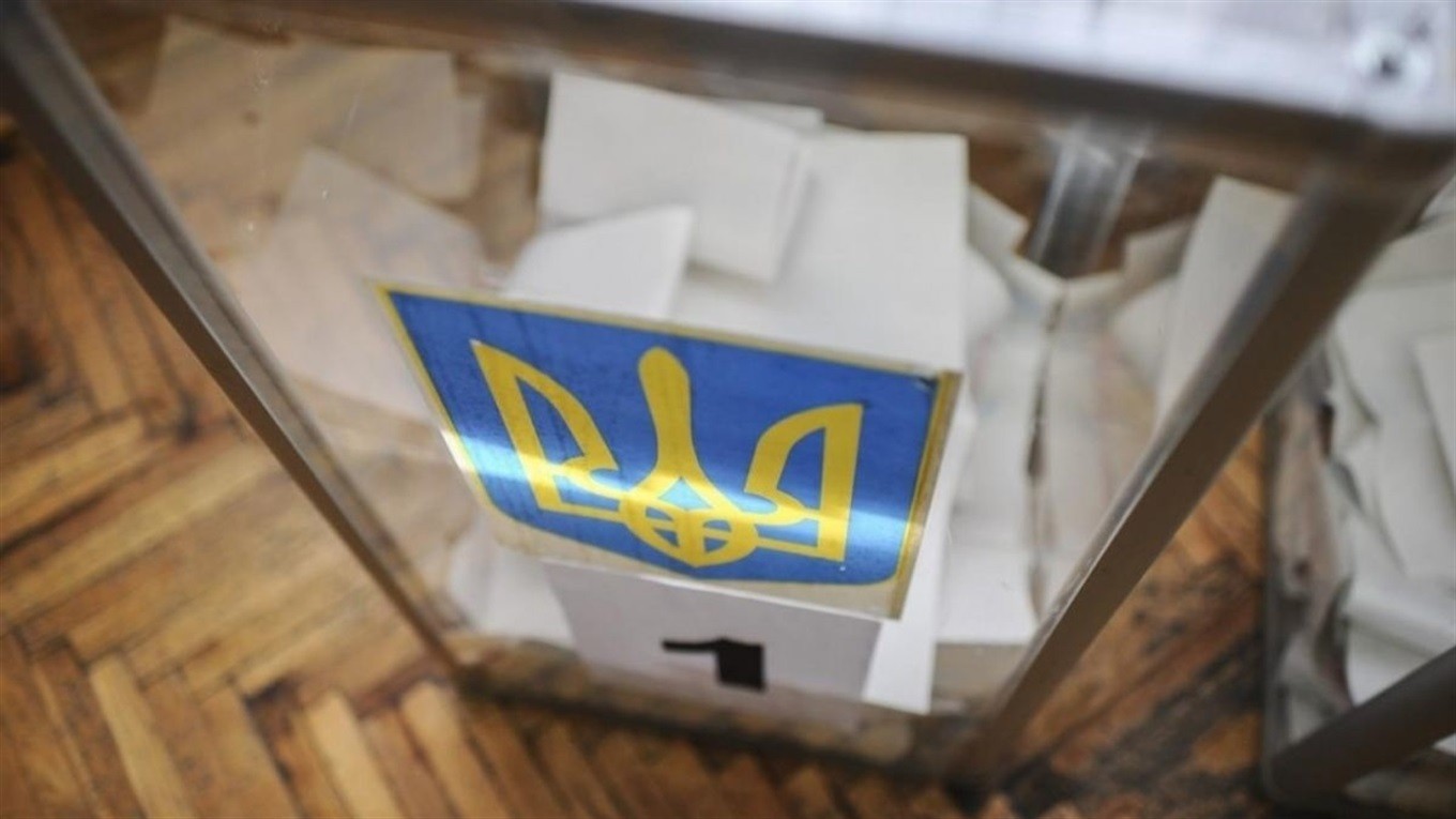 На Київщині до сільської ради обрали депутатів від однієї партії