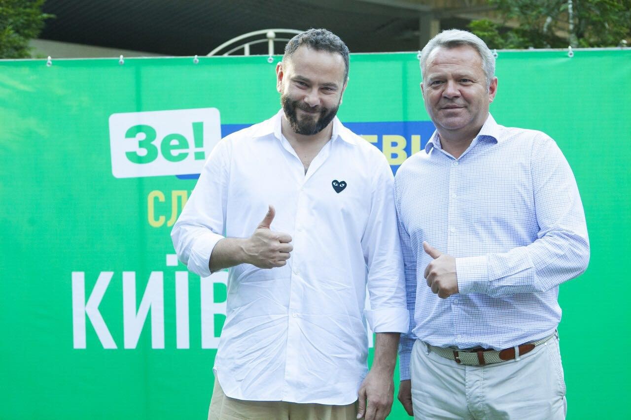 Нардепи від "СН" Дубінський та Смаглюк-Василевська назвали "вічного" мера Бучі представником своєї команди