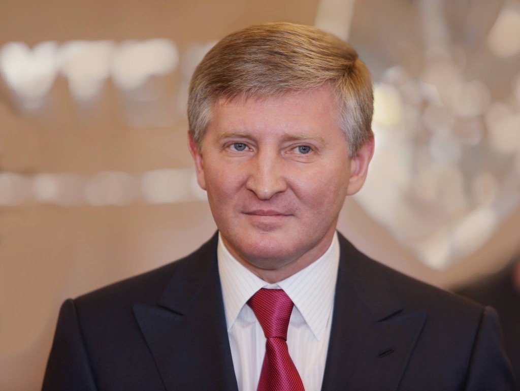 Рінат Ахметов побудував собі розкішний палац під Києвом (ВІДЕО)