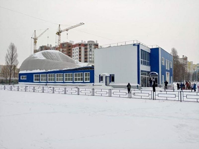 У Вишневому спортарену, яка не пережила перший сніг побудували за 18 мільйонів
