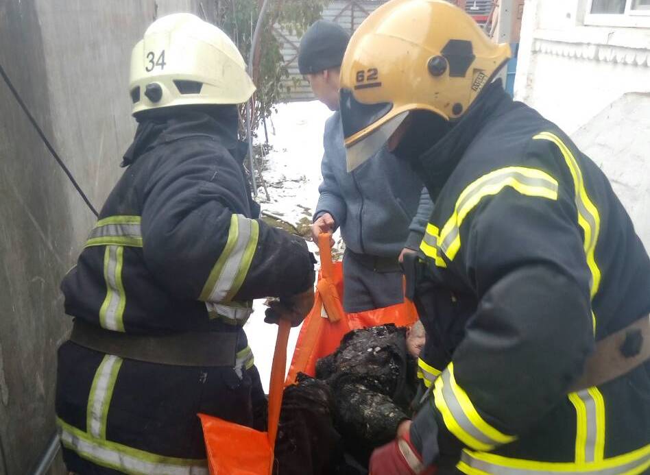 На Київщині пожежники врятували пенсіонера від смерті (ФОТО)