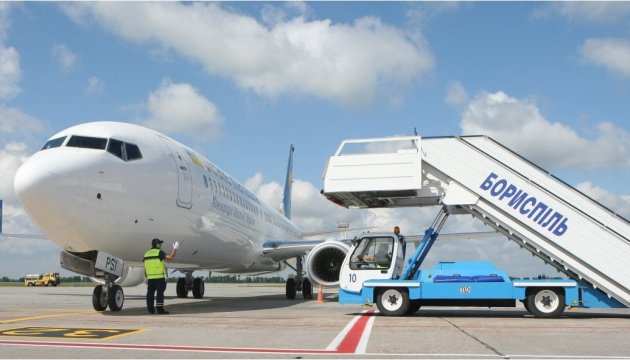 Профспілки не в змозі приборкати розпусту та жадібність керівництва аеропорту "Бориспіль", - депутат