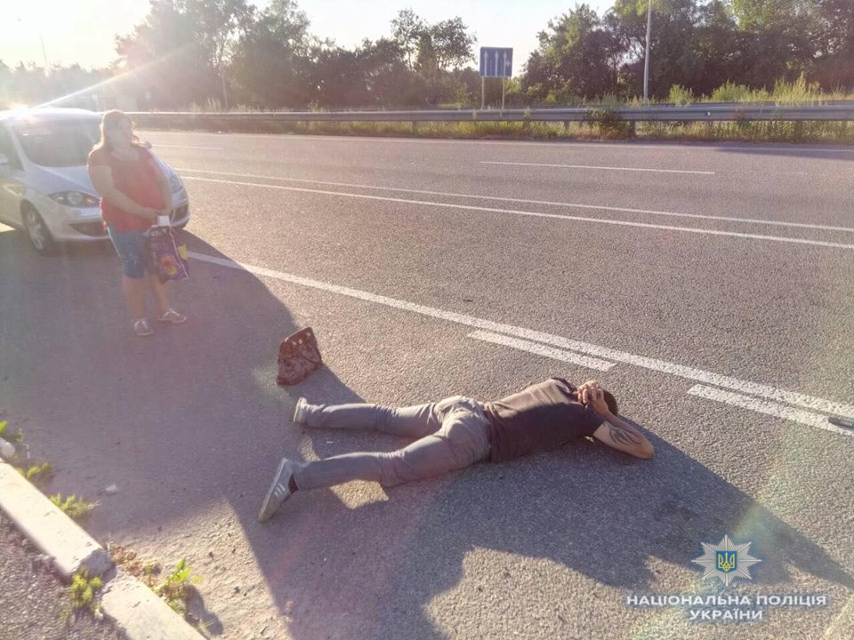 На Ставищенщині поліцейські затримали двох розбійних грабіжників