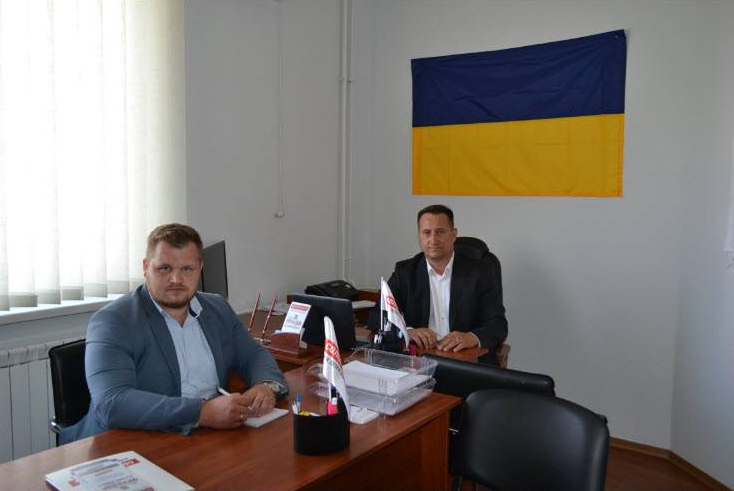 У сільраді під Києвом виділили приміщення для партійного осередку БПП (ФОТО)
