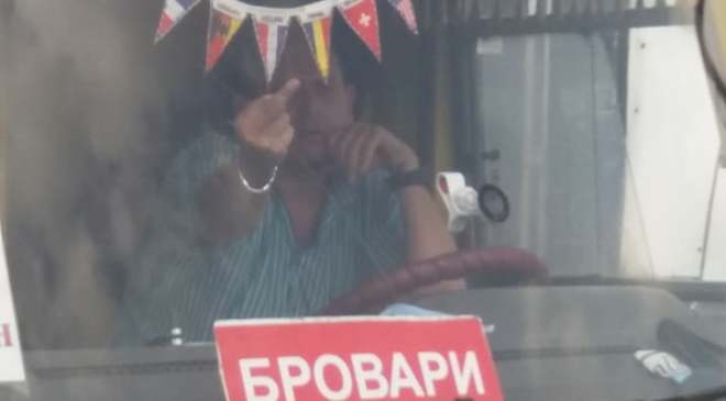 У Броварах водій маршрутки облаяв сироту