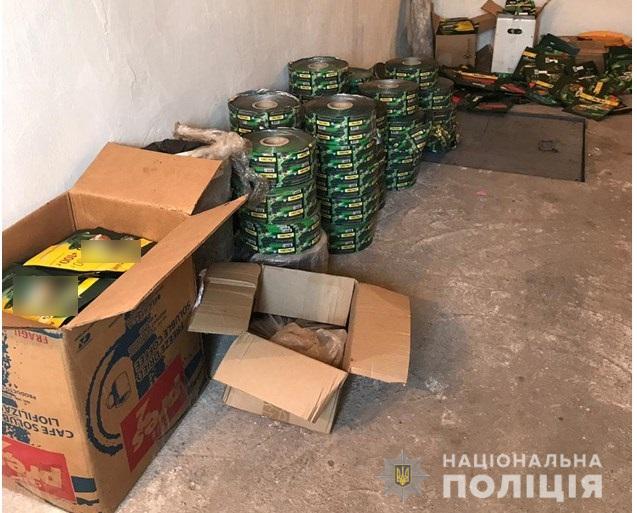 У Борисполі правоохоронці "накрили" діяльність зловмисників, які підробляли каву (ФОТО)