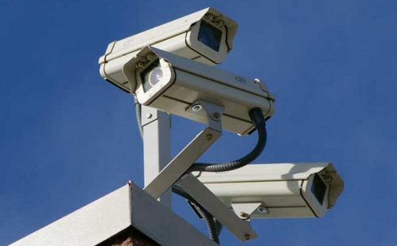 У Білій Церкві продовжують встановлювати відеокамери на вулицях міста (ВІДЕО)