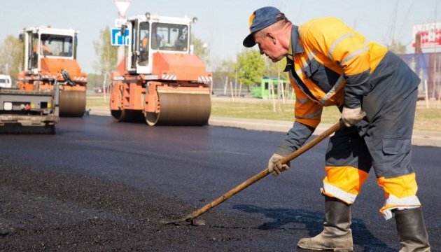 На ремонт доріг в Узинській ОТГ Кабмін виділив майже 8 млн грн