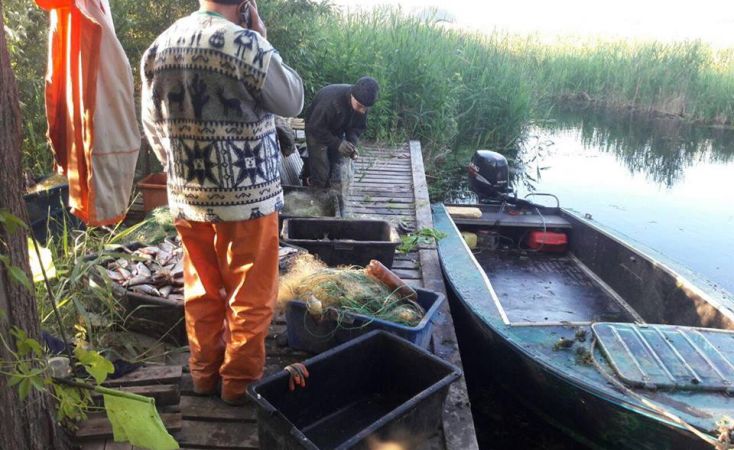 На Іванківщині пара браконьєрів виловила понад 200 кг риби (ФОТО)