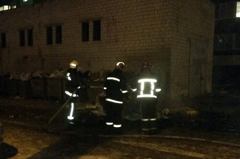 У Вишневому рятувальники гасили "серйозну" пожежу