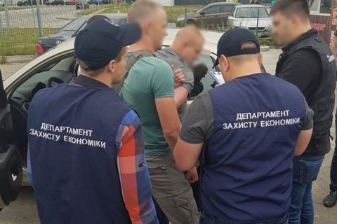 З'явились подробиці гучного затримання на Київщині: активіст Аграрної партії вимагав мільйон гривень (ФОТО)