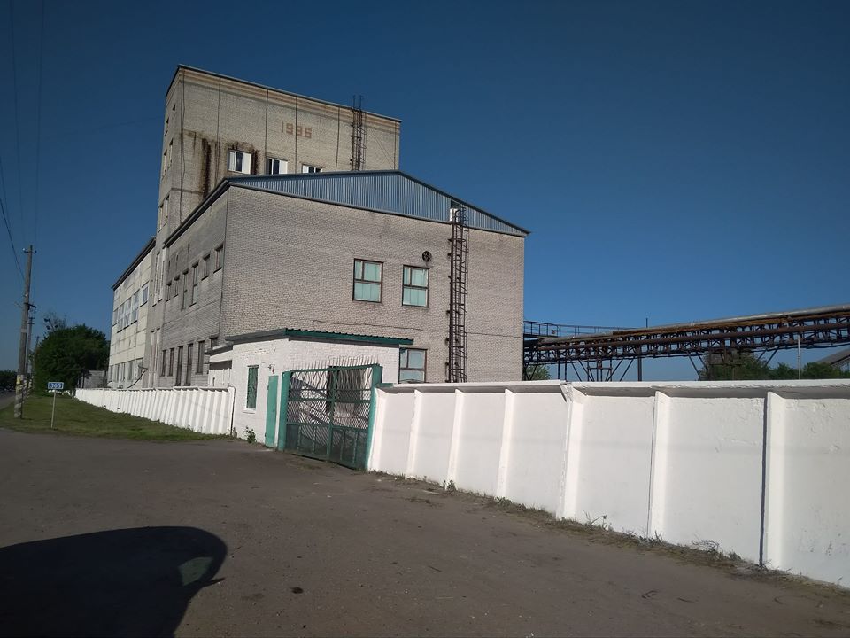 Сморід в Узині: громадськість вимагає закрити цукровий комбінат