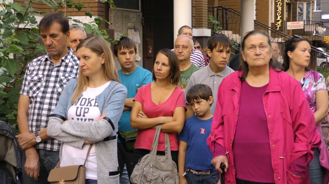 В Ірпені громада зібрала підписи до прокуратури та ДАБІ проти шахрая-забудовника